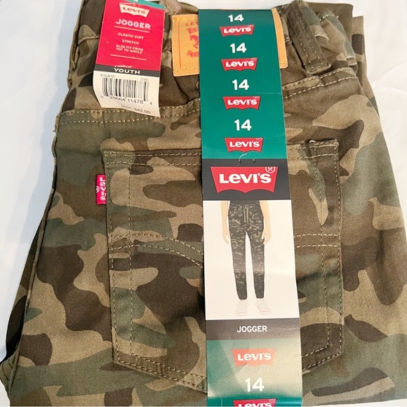 Levi's Youth Boy's Elastic Stretch Twill Jogger with Pockets(Green Camo) 14 - Picture 5 of 5